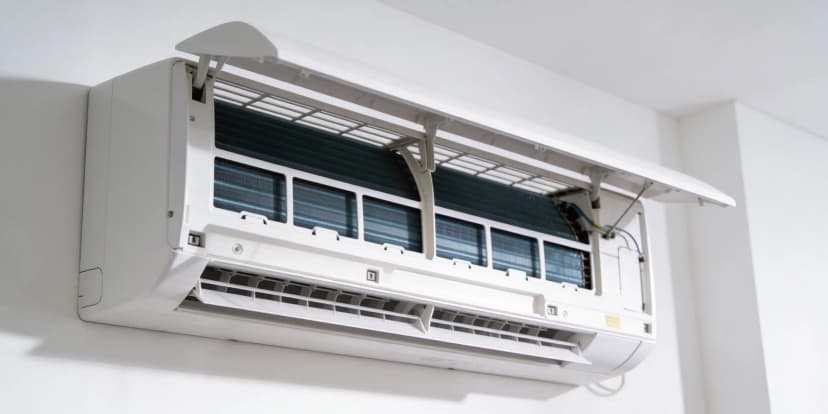 Heat pump indoor unit in a New Zealand home — choosing the right system and sizing.